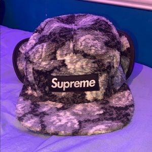 Supreme roses sherpa earflap camp cap